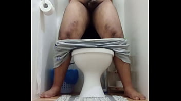 toilet in club