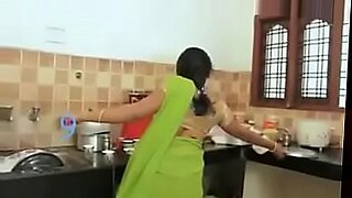 indian-red-saree-sex