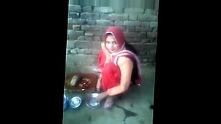 kannada-mom-is-washroom