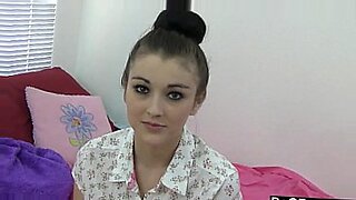 japan-teen-girl-wants-cum