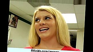 alt-ficken-jung-porno-videos-die-haarige-muschi-von-andrea-kelly-von-schonem-schwanz-gefickt