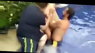 indian aunty fucked by young boy when husband went outside