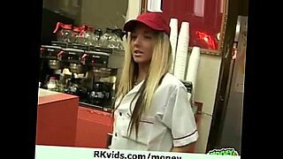 mom-ason-sex-kitchen