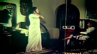 indian pussy licking girl in saree fucked with hindi audio