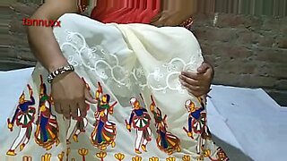 devar fingering bhabhi