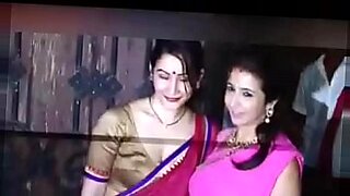 sunny leone two girl and one big cook group sex video side