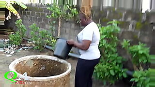 water-fingering-women