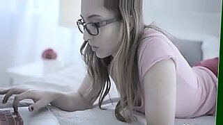 sri lanka boobs milk videos