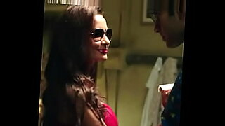 sex-scene-in-viva-max
