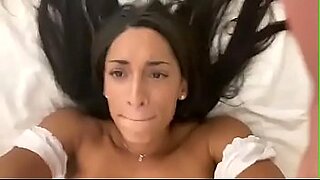 horny skank sucks her hard dick in her own emo fashion