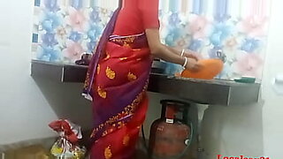 lesibani-sex-kitchen