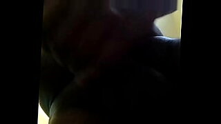 son-press-aunty-boobs-on-sleep