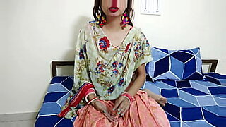 priya anjali rai facial