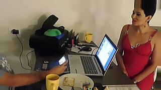 hot mom big boob and son sex and son cantrol