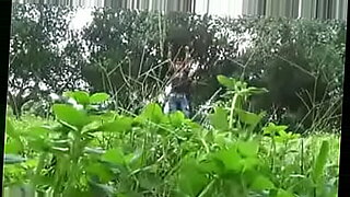 uganda-girl-twerking