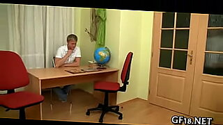 virgin-hole-showing